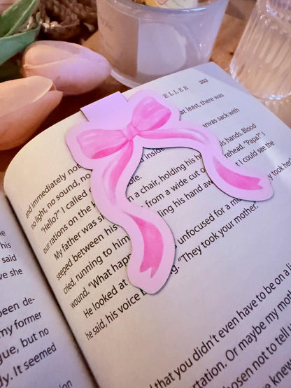 Pink Bow Magnetic Bookmark